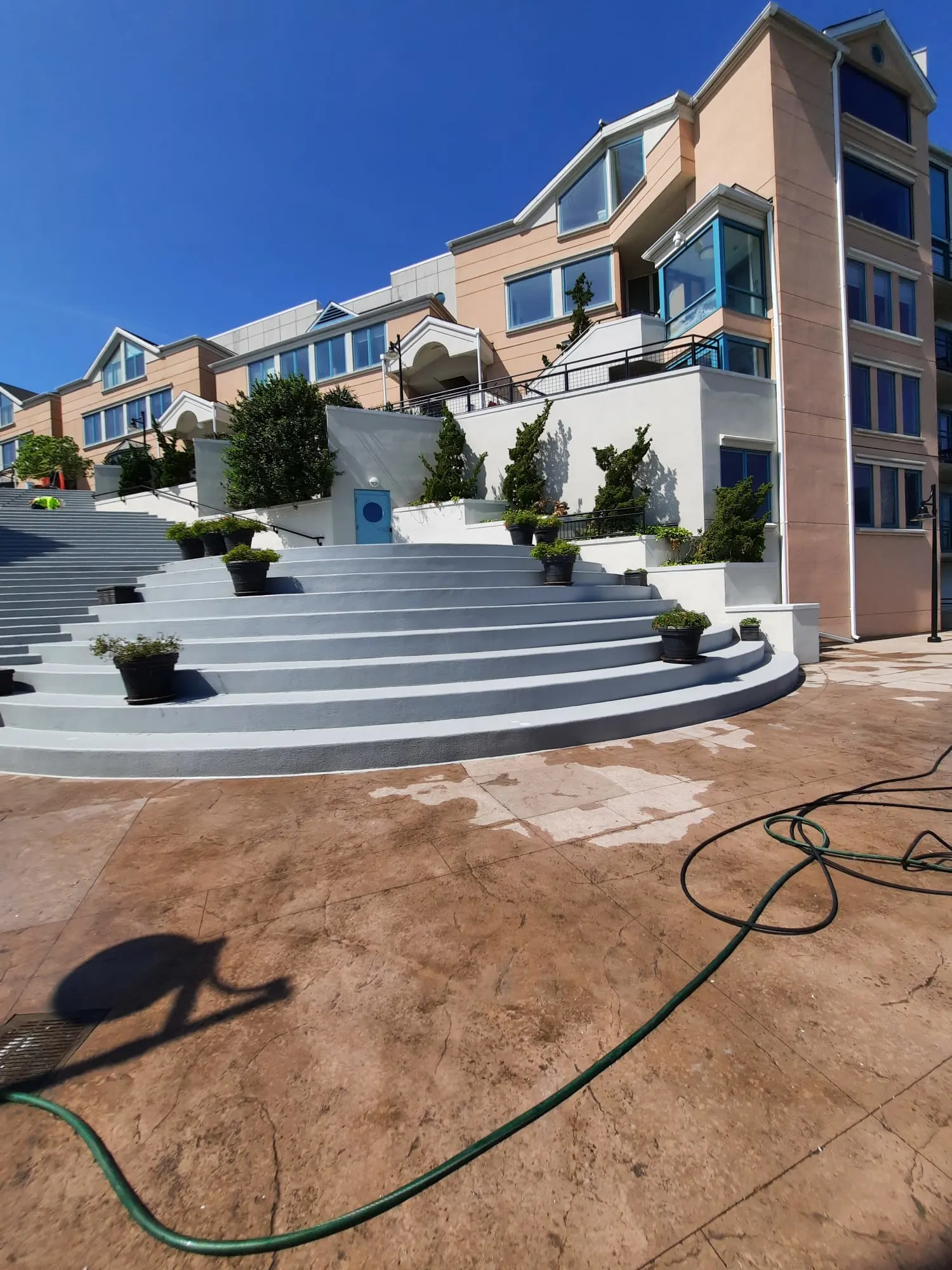 exterior 5